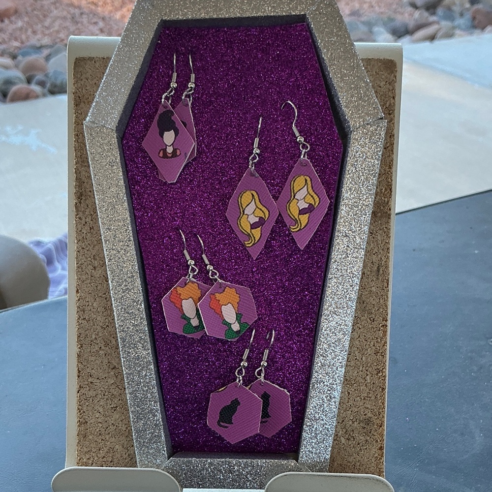 Hocus-pocus earring set